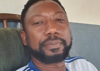 Effigie du Président Doumbouya démantelée : ce que j&rsquo;en pense !